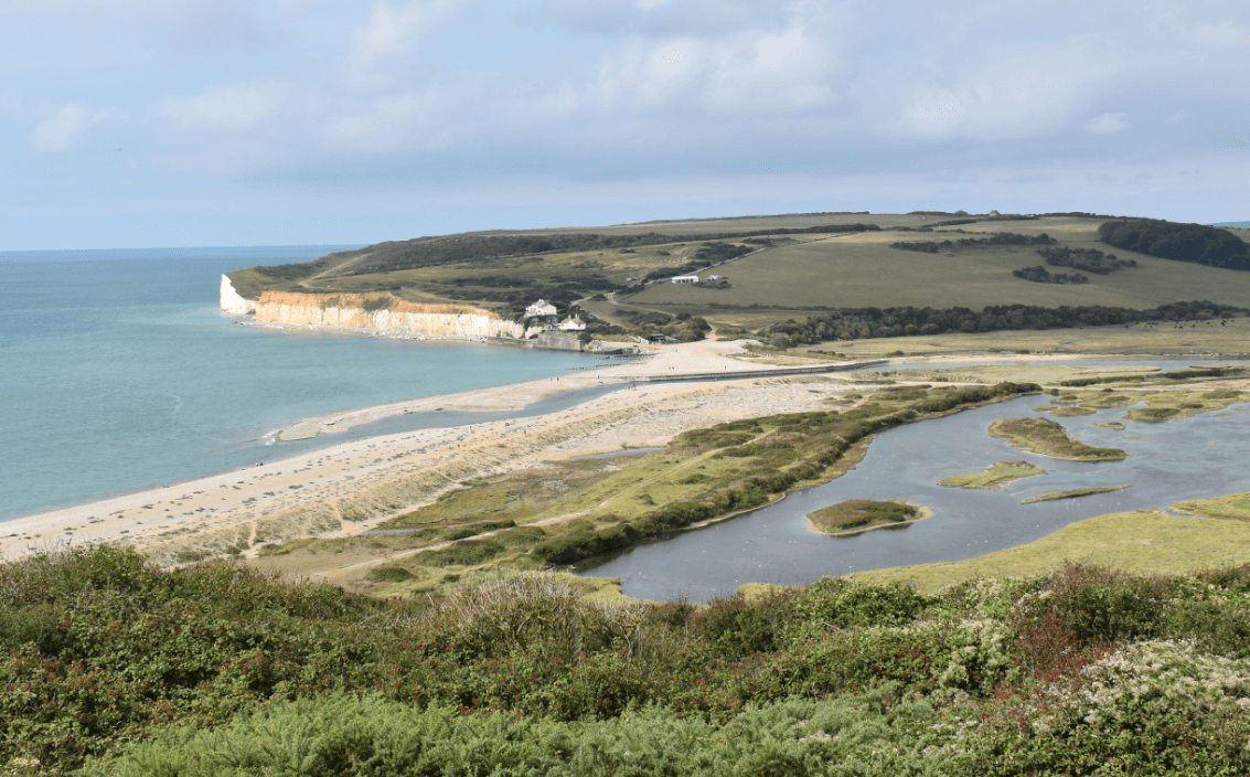 Ariel view of sandy beach and chalk cliffs by the seaside - Moral Letters to Lucilius